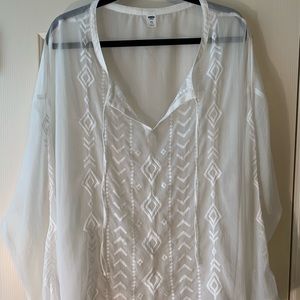 Old Navy White Sheer Blouse Size XXL